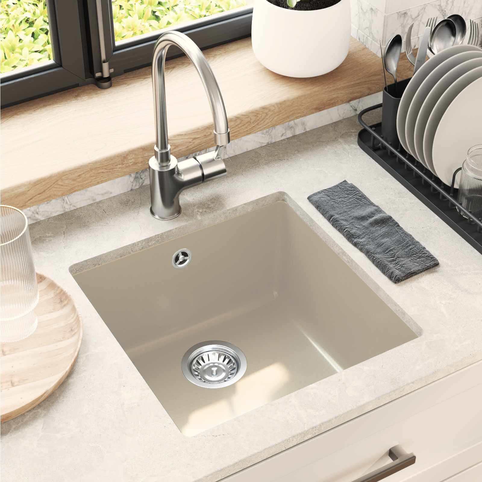 Allas Beige 430 X 460 Mm 80% Kvartsia Ja 20% Hartsia